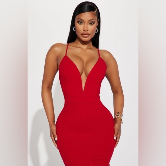 FASHION NOVA Looking At You Ruffle Maxi Dress In Red - Picture 2 of 7